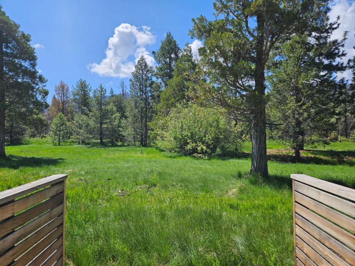 The Black Forest Lodge Red Bluff Exterior photo